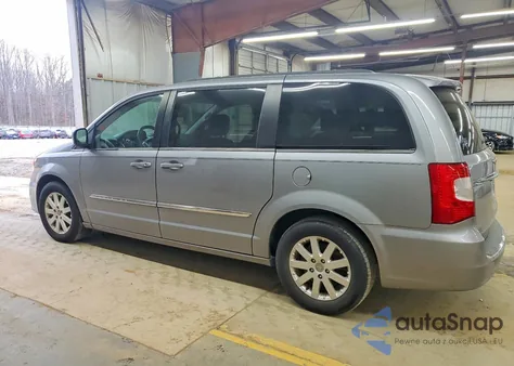 2015 Chrysler Town & Country Touring из США, поврежденный, VIN 2C4RC1BG1FR544620